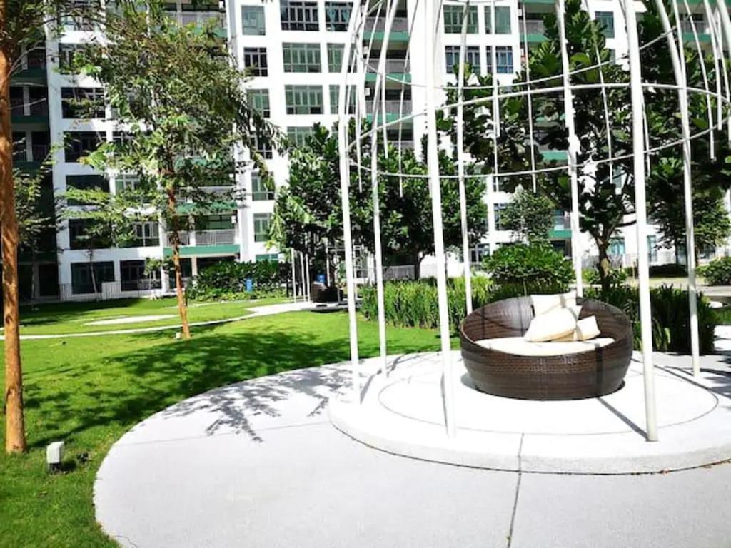 Homenest Jb City Poolview Suite By Cozy Home Johor Bahru Exterior foto