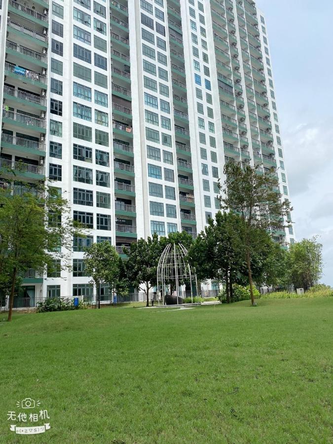 Homenest Jb City Poolview Suite By Cozy Home Johor Bahru Exterior foto