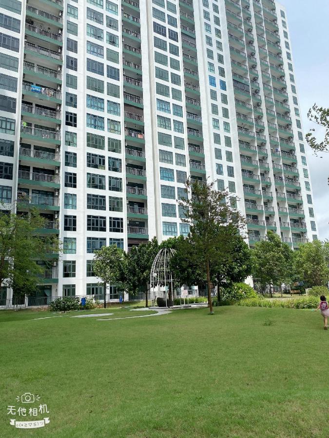 Homenest Jb City Poolview Suite By Cozy Home Johor Bahru Exterior foto